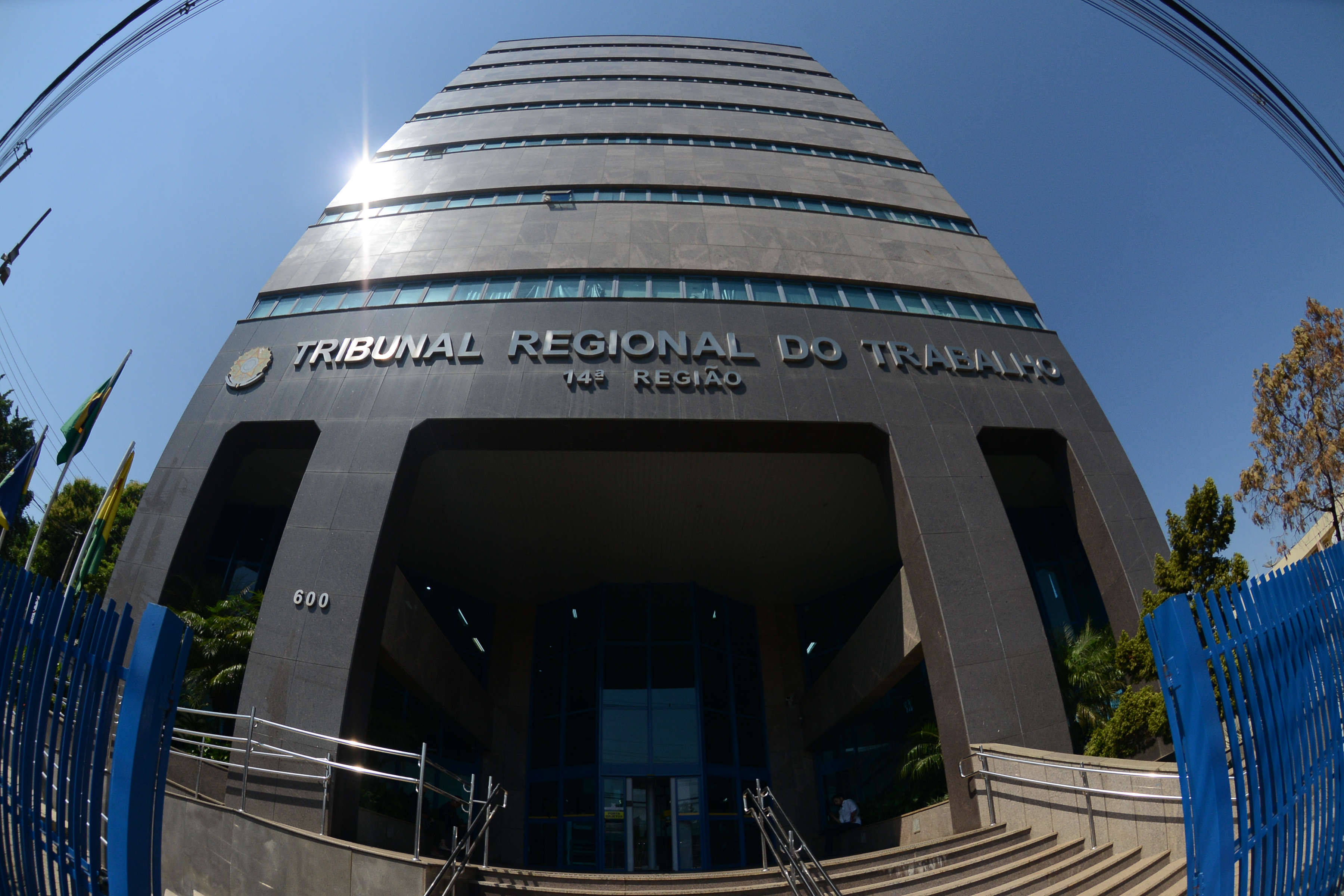 Fachada do TRT14