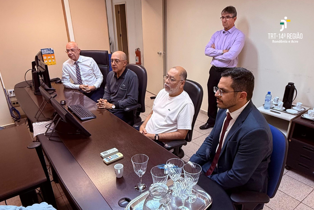 Presidente e Corregedor do TRT-14 visitam Fórum Trabalhista de Rio Branco/AC