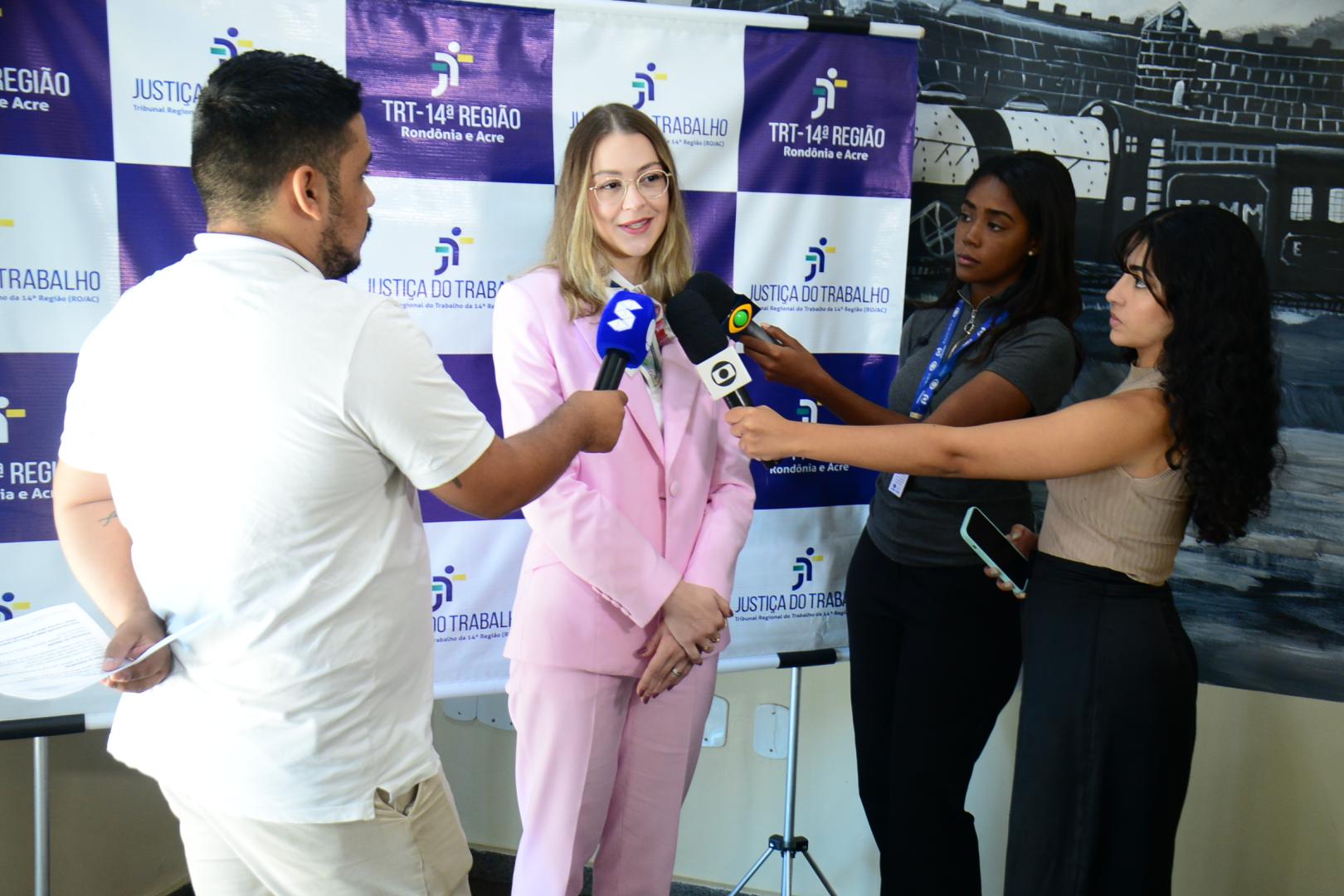 Lançamento do “TRT-14 na Palma da Mão” 