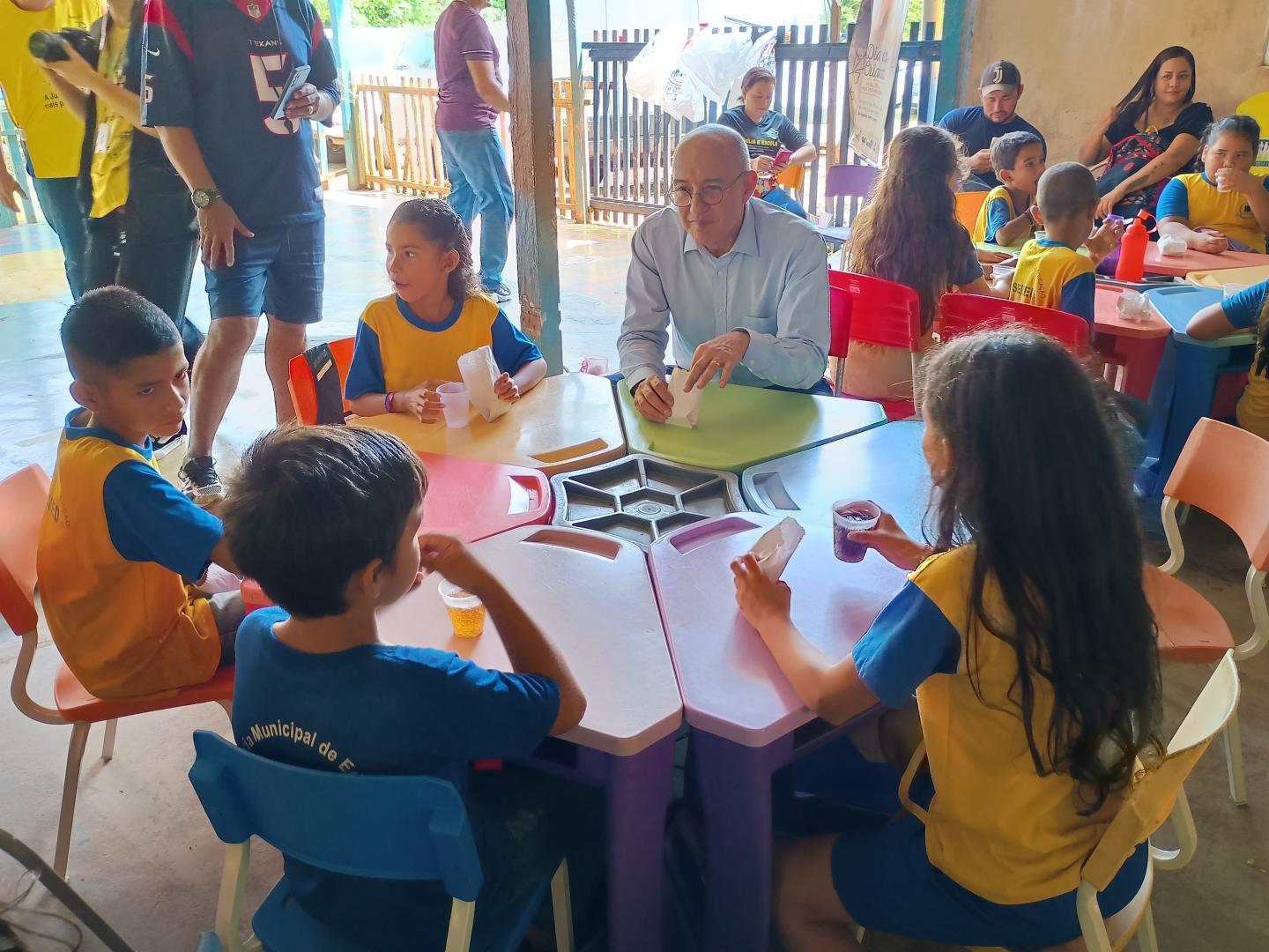 Dia das Crianças especial escola rural na comunidade Colônia Viçosa em Porto Velho