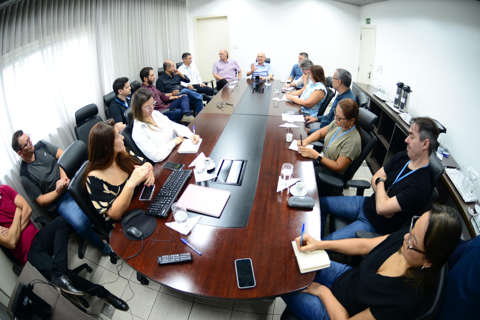 Presidente e Gestor de Metas do TRT-14 reúne gestores para alinhamento na busca por avanços em 2026