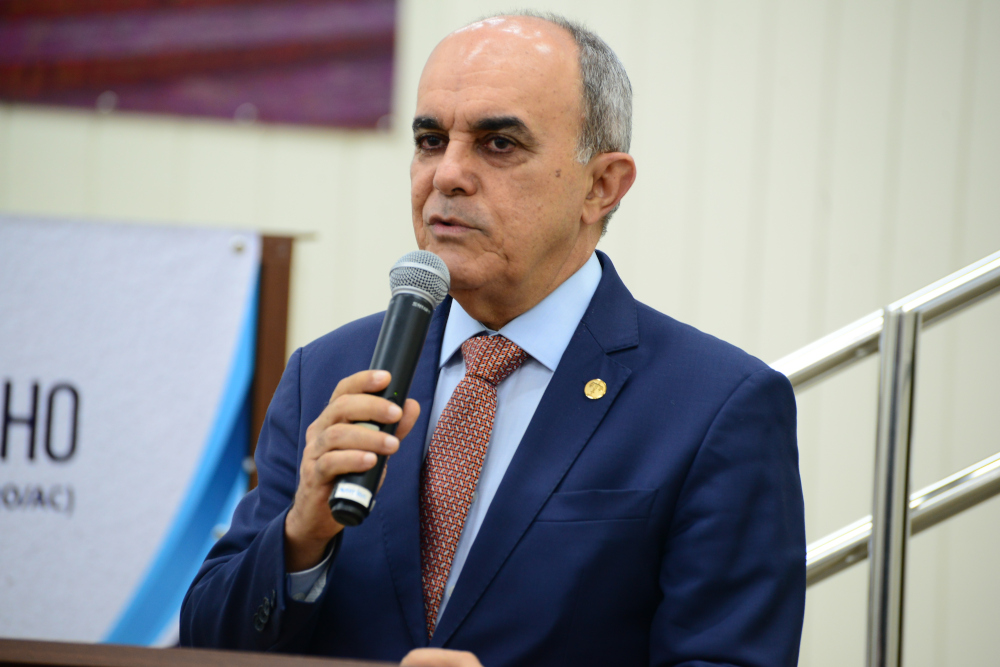 Ministro do TST, Cláudio Brandão